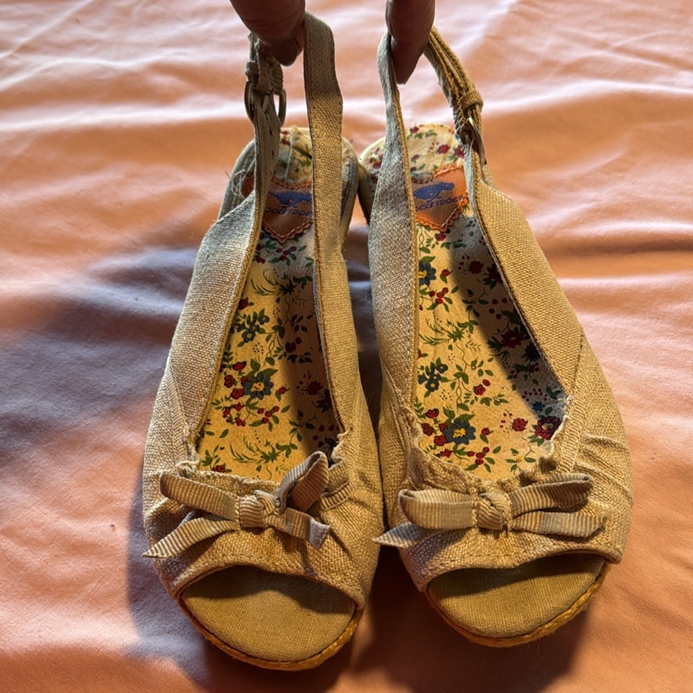 Women’s Shoes